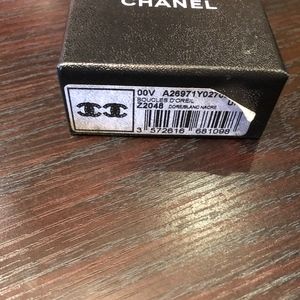 Chanel Jewelry - Chanel earring studs Boucles d'oreilles Chanel Jewelry - Chanel earring studs Boucles d'oreilles